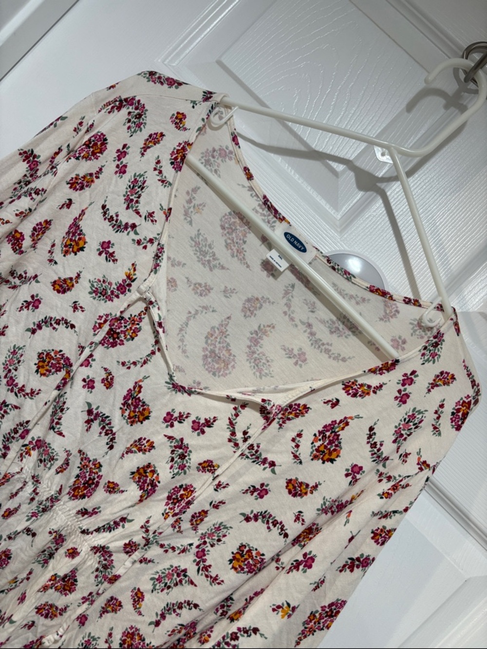 OLD NAVY Maternity Paisley Blouse